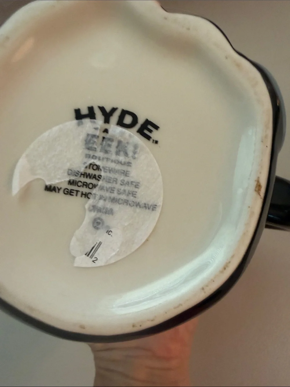 Hyde & EEK! festive ceramic